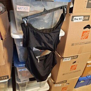 NEW TAG ! Yonique One Piece WMN One Shoulder Swimsuit Monokini Cutout Black Sz M